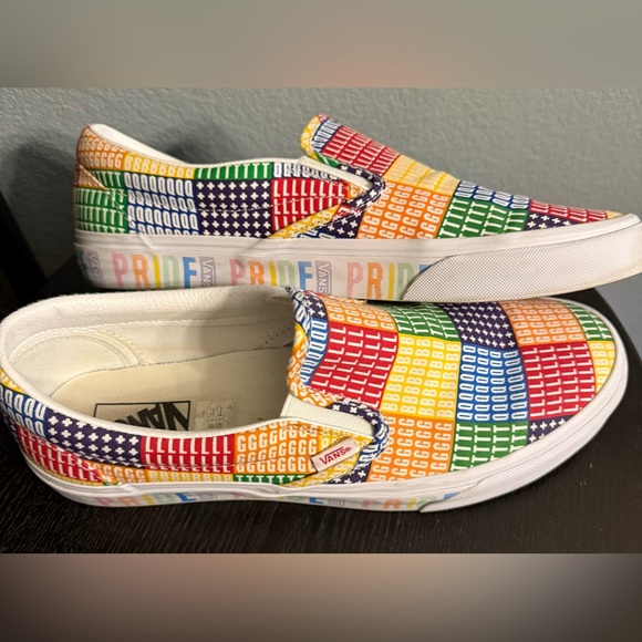 Vans LGBTQ+ Pride Slip on Shoes - Picture 1 of 4